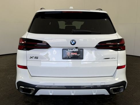 Used 2025 BMW X5 xDrive50e w/ M Sport Package AWD/4WD image 6