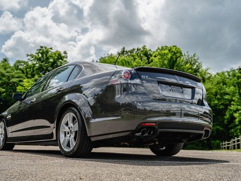 Used 2009 Pontiac G8 GT w/ Premium Package RWD image 13
