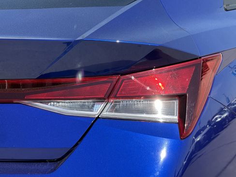 Certified 2023 Hyundai Elantra SEL w/ Convenience Package image 27