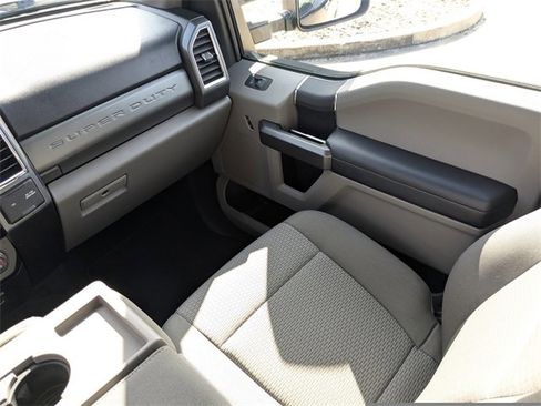 Used 2018 Ford F250 XLT w/ XLT Value Package image 20