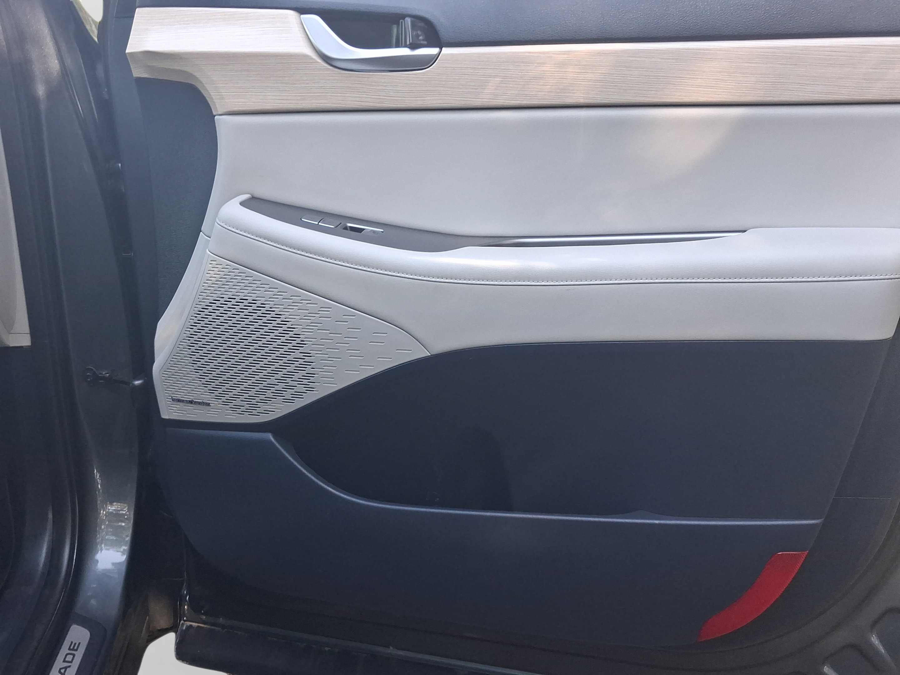 Used 2023 Hyundai Palisade Limited FWD image 32