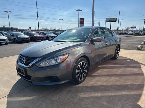 Used 2018 Nissan Altima 2.5 SV image 7