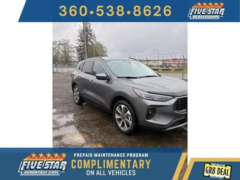 Certified 2025 Ford Escape Platinum AWD/4WD image 1