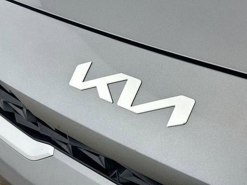 Used 2023 Kia Forte LXS w/ LXS Technology Package image 27