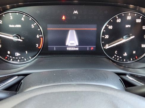 Used 2023 Buick Envision Preferred image 16