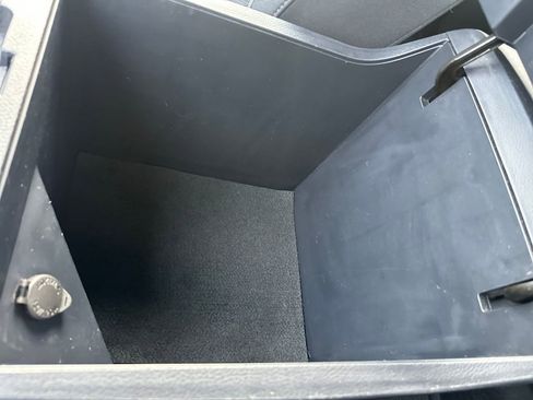 Used 2018 Toyota Tundra SR5 image 26