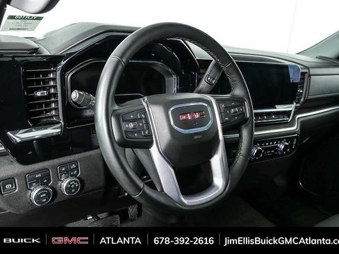 Used 2025 GMC Sierra 1500 SLT AWD/4WD image 4