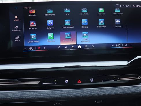 Certified 2025 BMW 530i image 32