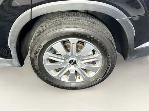 Used 2025 Hyundai Palisade SEL FWD image 11