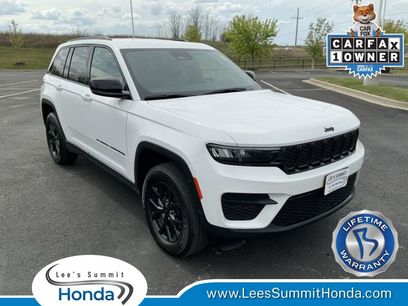 Used 2024 Jeep Grand Cherokee Altitude