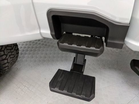 New 2026 Ford F450 XLT w/ XLT Premium Package image 12