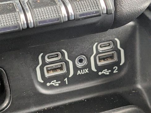 Used 2020 RAM 1500 Big Horn image 27