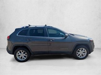 Used 2014 Jeep Cherokee Latitude AWD/4WD video 4