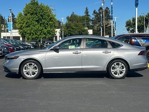 Used 2023 Honda Accord LX image 2