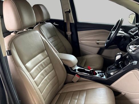 Used 2015 Ford Escape Titanium FWD image 8