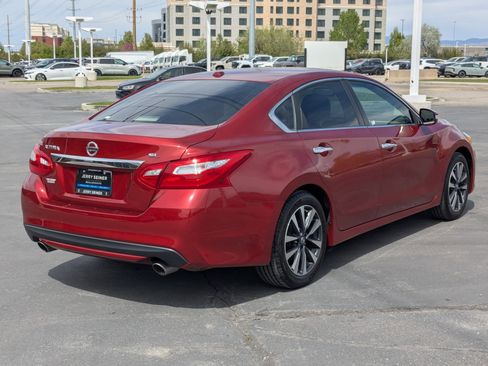 Used 2016 Nissan Altima 2.5 SL FWD image 5