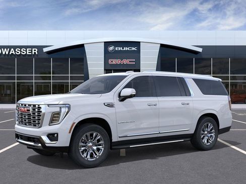 New 2026 GMC Yukon XL Denali image 2