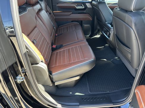 Certified 2025 GMC Sierra 1500 Denali Ultimate AWD/4WD image 16