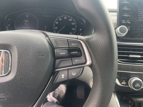 Used 2020 Honda Accord EX image 19