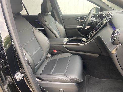 Certified 2025 Mercedes-Benz GLC 300 image 53