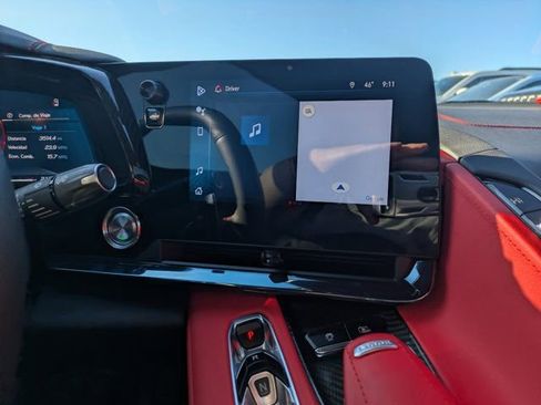 Used 2024 Chevrolet Corvette Stingray w/ Z51 Performance Package image 12