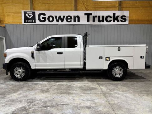 Used 2020 Ford F250 XL w/ Power Equipment Group AWD/4WD image 2