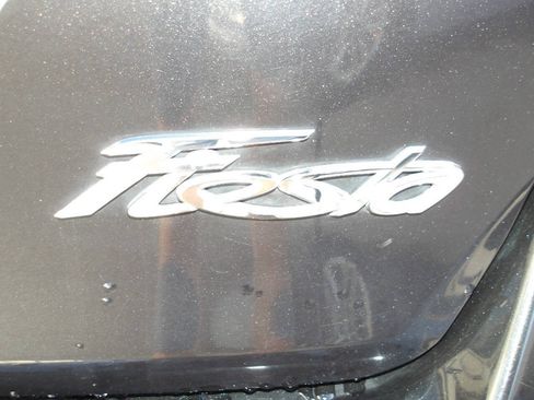 Used 2014 Ford Fiesta SE w/ Comfort Package FWD image 34