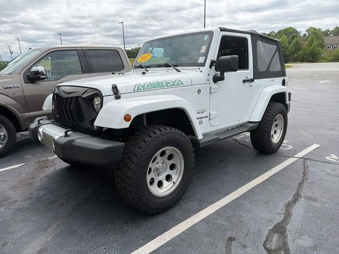Certified 2017 Jeep Wrangler Sahara w/ Connectivity Group AWD/4WD image 2