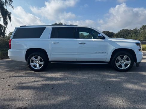 Used 2017 Chevrolet Suburban Premier image 7
