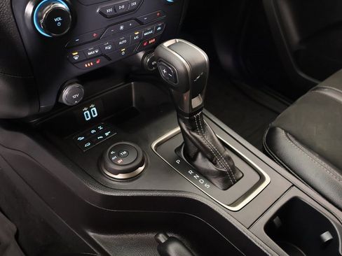 Used 2021 Ford Ranger Lariat w/ Tremor Off-Road Package image 10