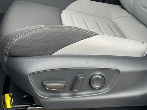 New 2026 Toyota Tacoma TRD Off-Road AWD/4WD image 17