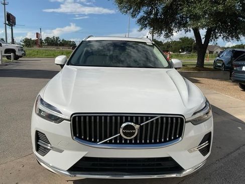 Certified 2023 Volvo XC60 B5 Plus w/ Protection Package AWD/4WD image 2