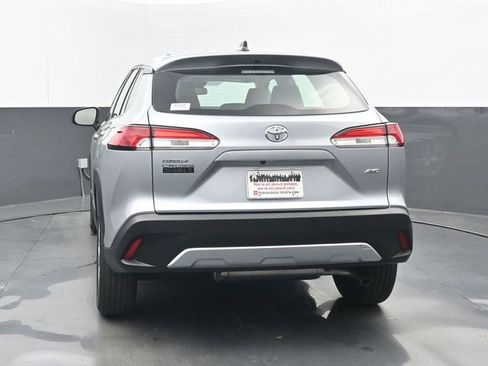 Used 2023 Toyota Corolla Cross L image 18