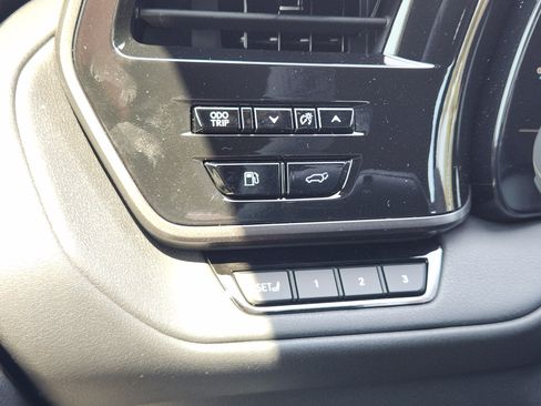 New 2026 Lexus TX 500h AWD image 16