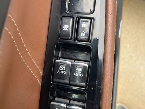 Used 2017 Subaru Outback 2.5i Touring w/ Popular Package #5A AWD/4WD image 20