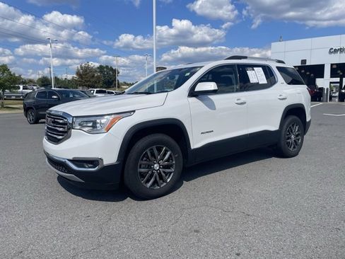 Used 2019 GMC Acadia SLT image 3