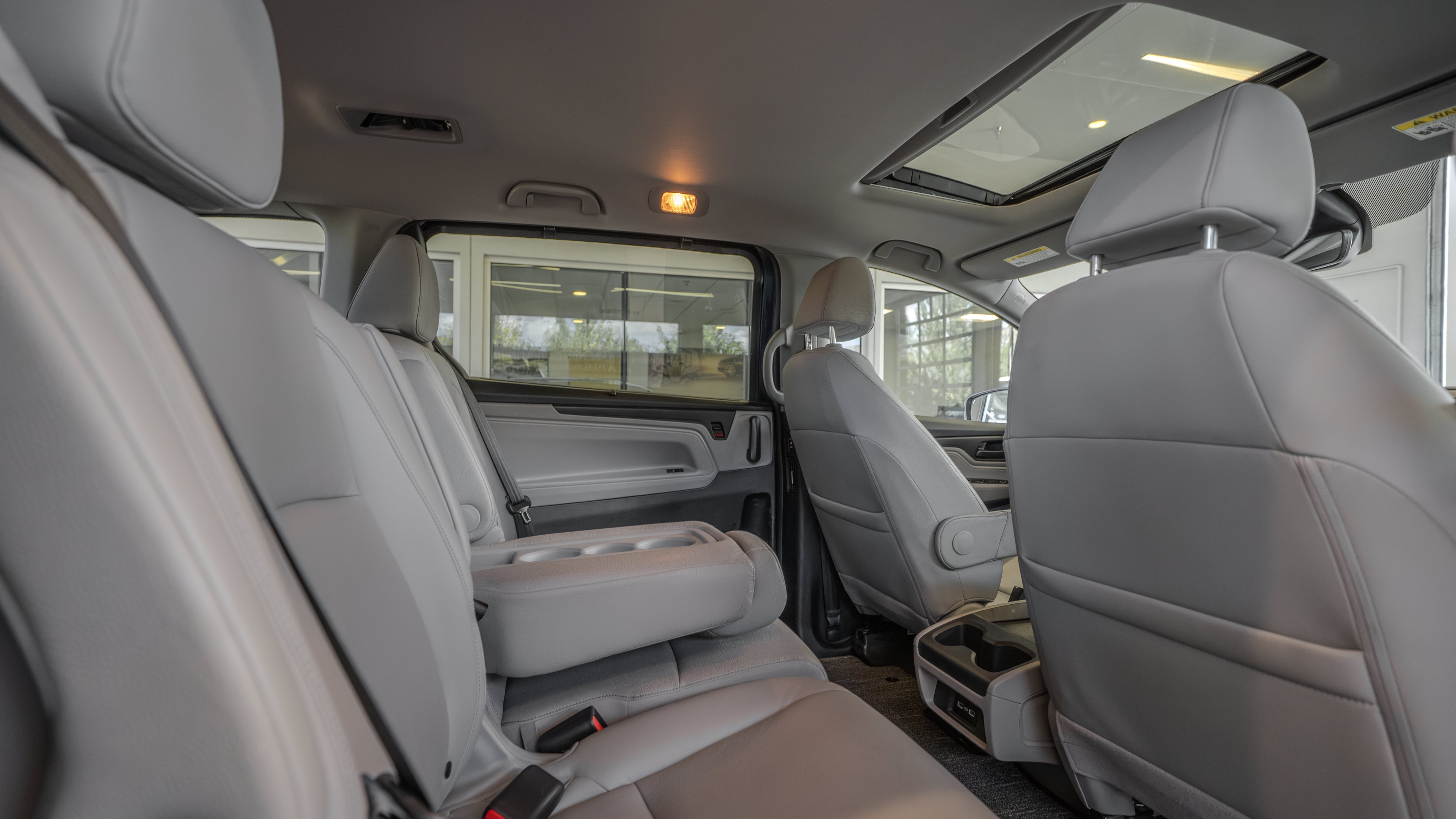 Used 2024 Honda Odyssey EX-L image 27