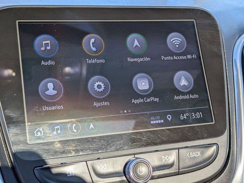 Used 2020 Chevrolet Equinox Premier w/ Premier True North Edition image 23