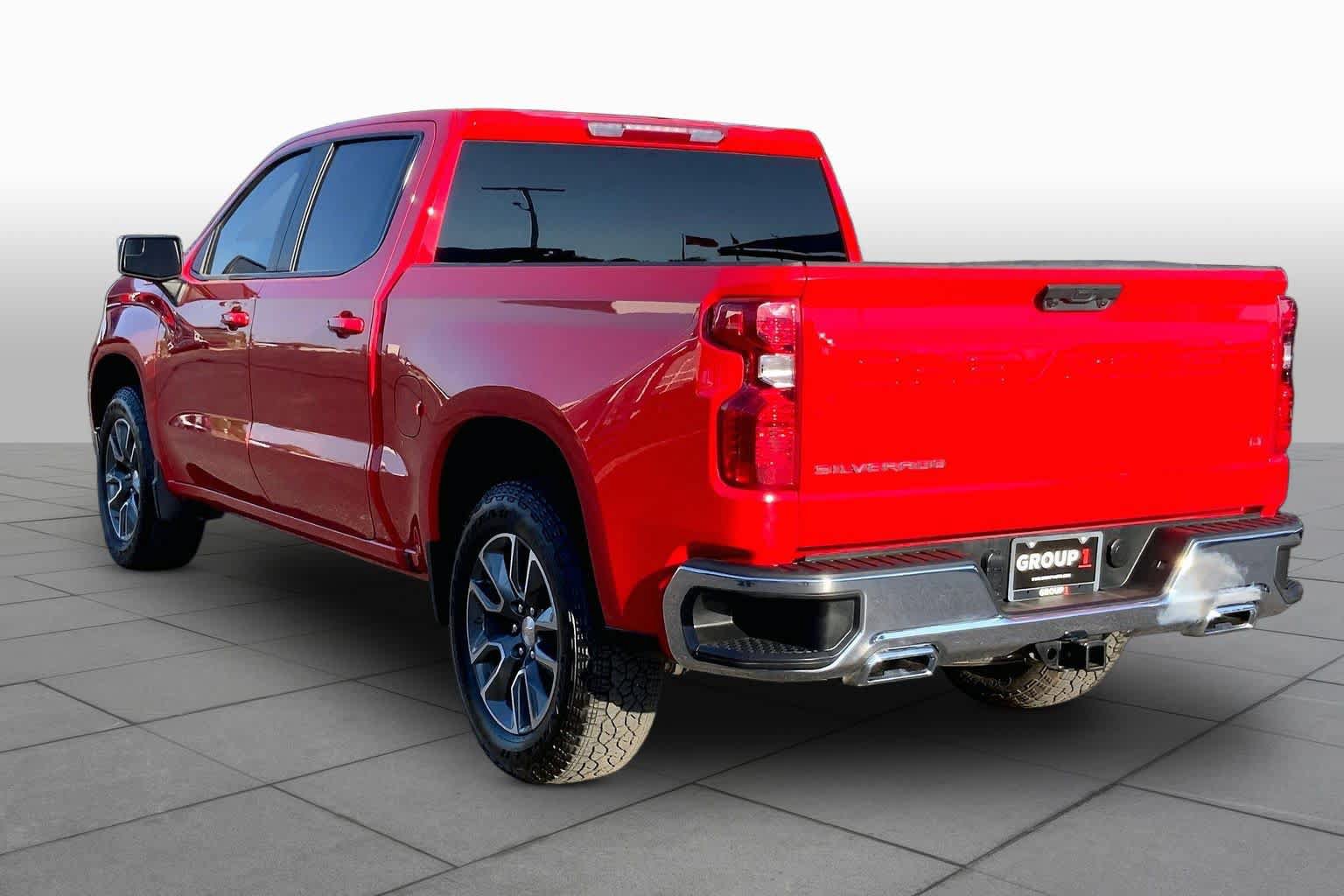 Used 2025 Chevrolet Silverado 1500 LT w/ Z71 Off-Road Package AWD/4WD image 12