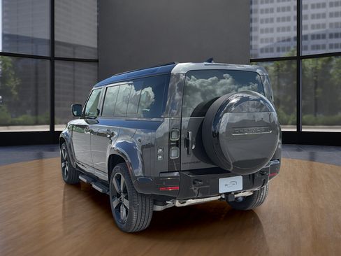 New 2026 Land Rover Defender 110 X-Dynamic SE AWD/4WD image 15