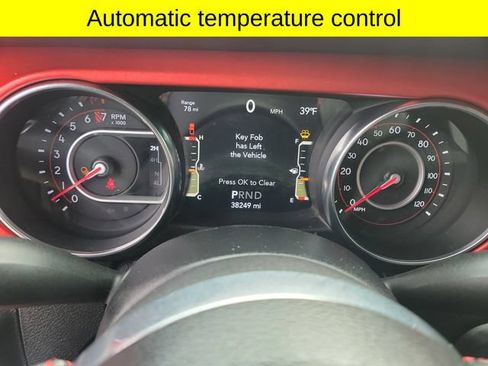 Used 2020 Jeep Gladiator Rubicon w/ LED Lighting Group AWD/4WD image 13