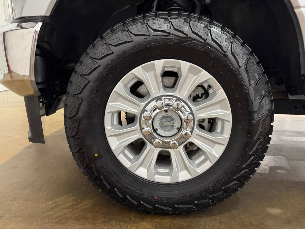 Used 2022 Ford F250 XLT w/ XLT Value Package AWD/4WD image 52