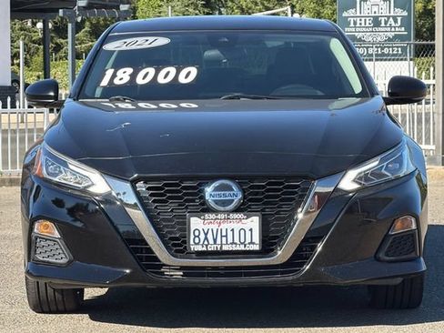 Used 2021 Nissan Altima 2.5 SR w/ SR Premium Package FWD image 9