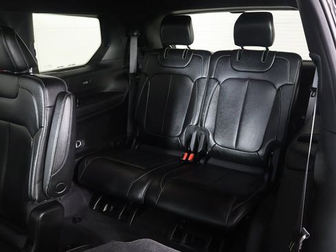 Used 2024 Jeep Grand Cherokee L Limited w/ Luxury Tech Group II image 40