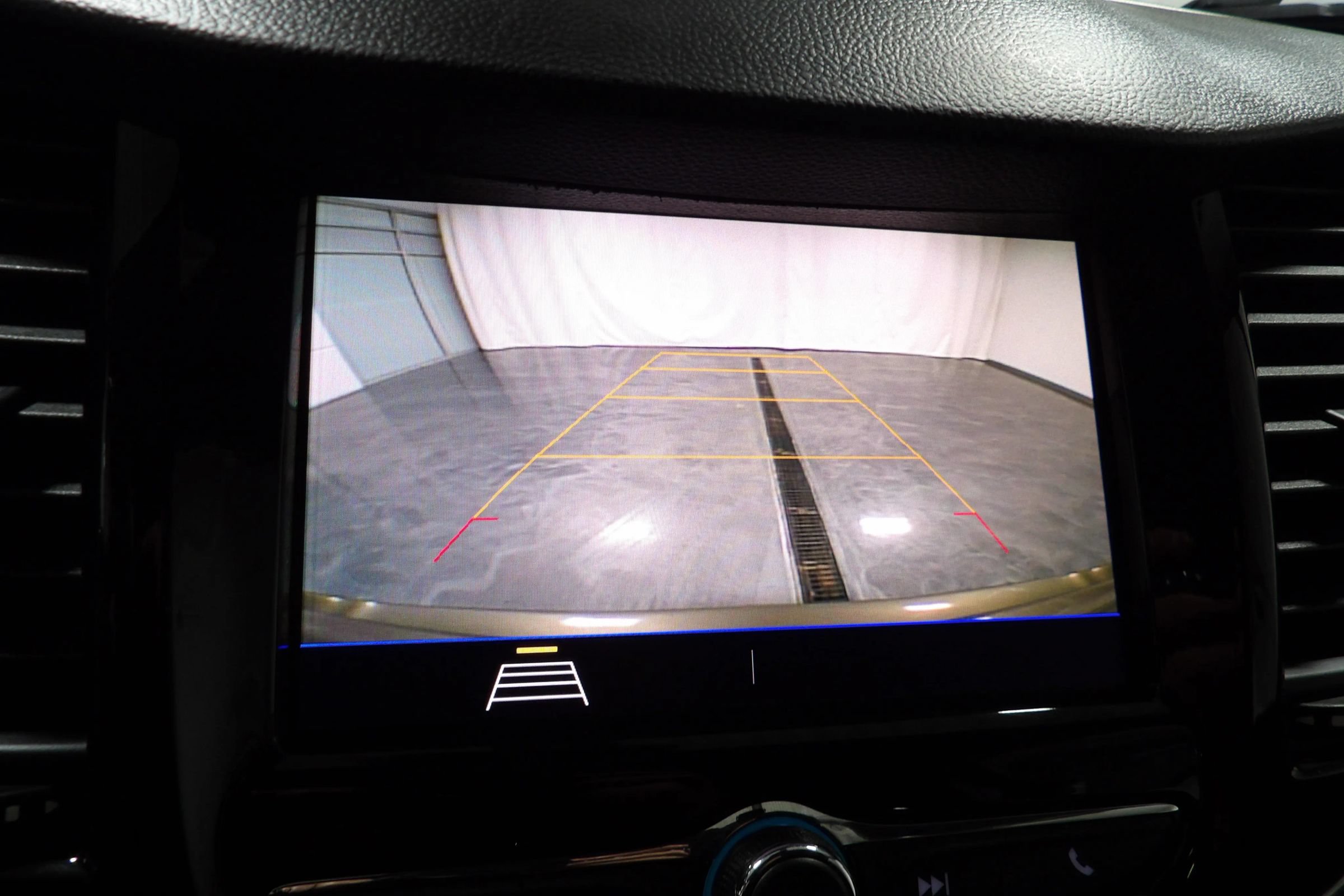 Used 2021 Chevrolet Trax LT w/ Driver Confidence Package FWD image 15