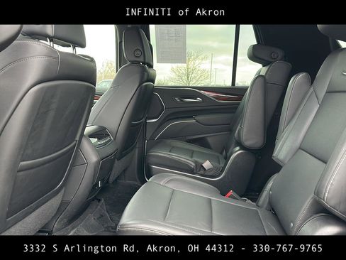 Used 2022 Cadillac Escalade Luxury image 37