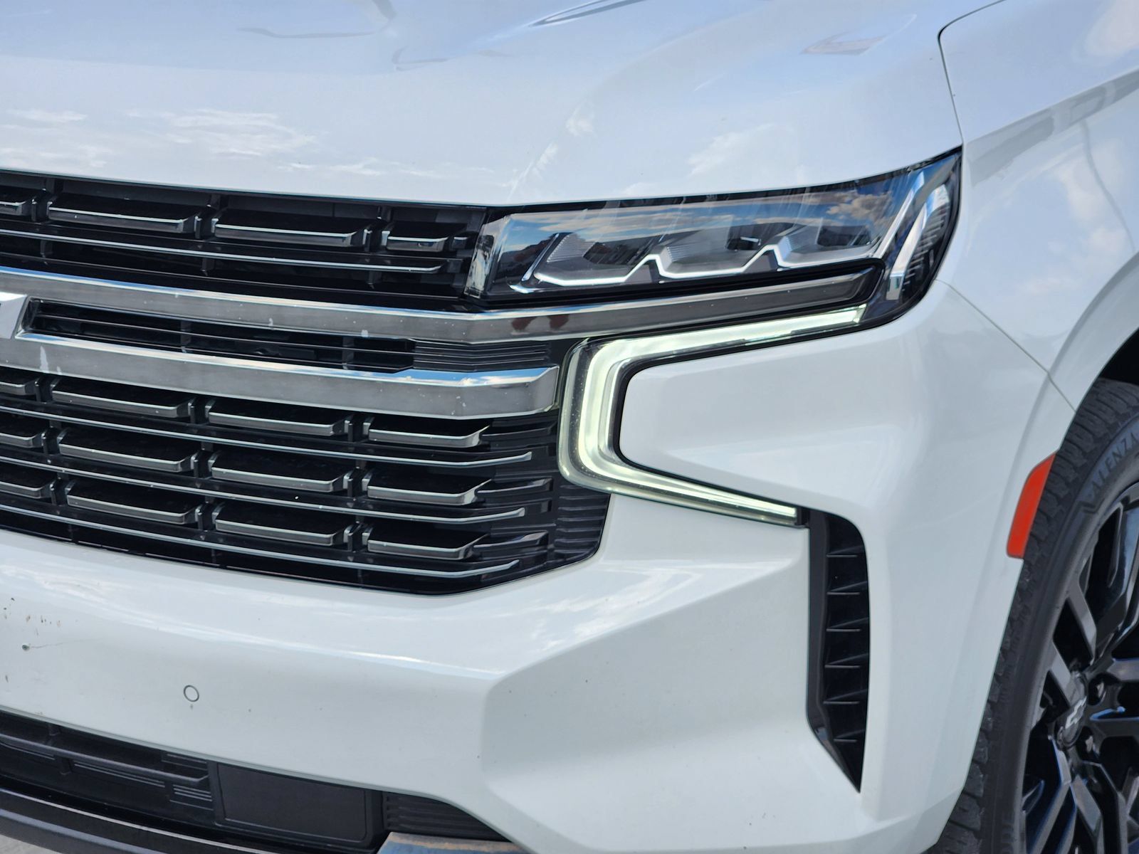 Used 2022 Chevrolet Tahoe RST w/ Luxury Package RWD image 9