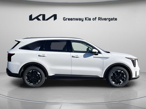 New 2026 Kia Sorento S FWD image 8
