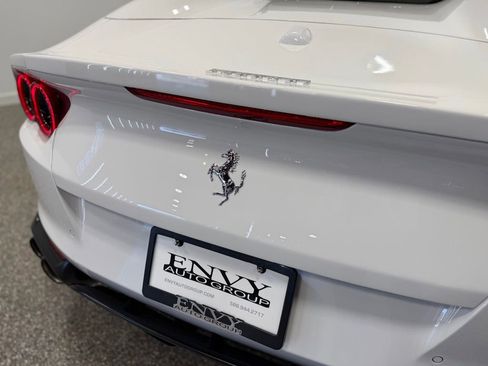 Used 2023 Ferrari 812 GTS RWD image 33