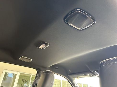 New 2025 RAM 2500 Limited image 36